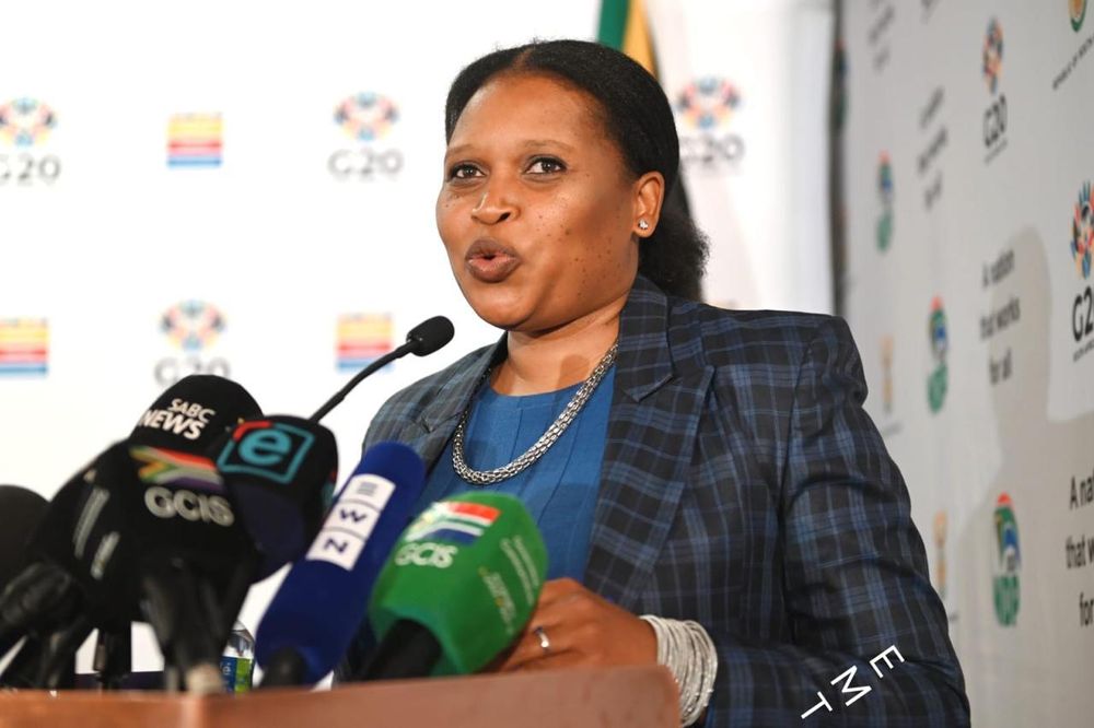 Government rejects claims of preferential hiring of foreign academics