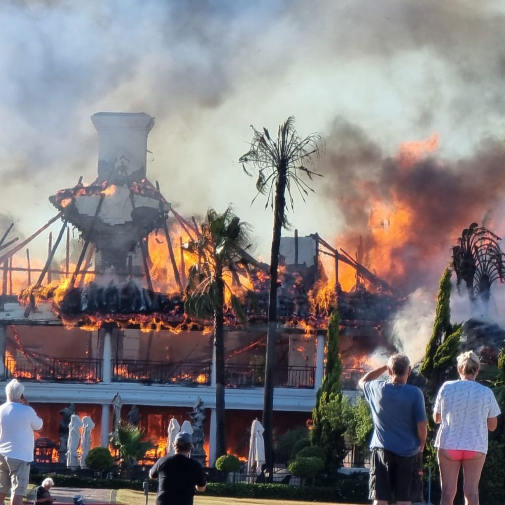 Fire destroys iconic Shelley Point Hotel in St Helena Bay