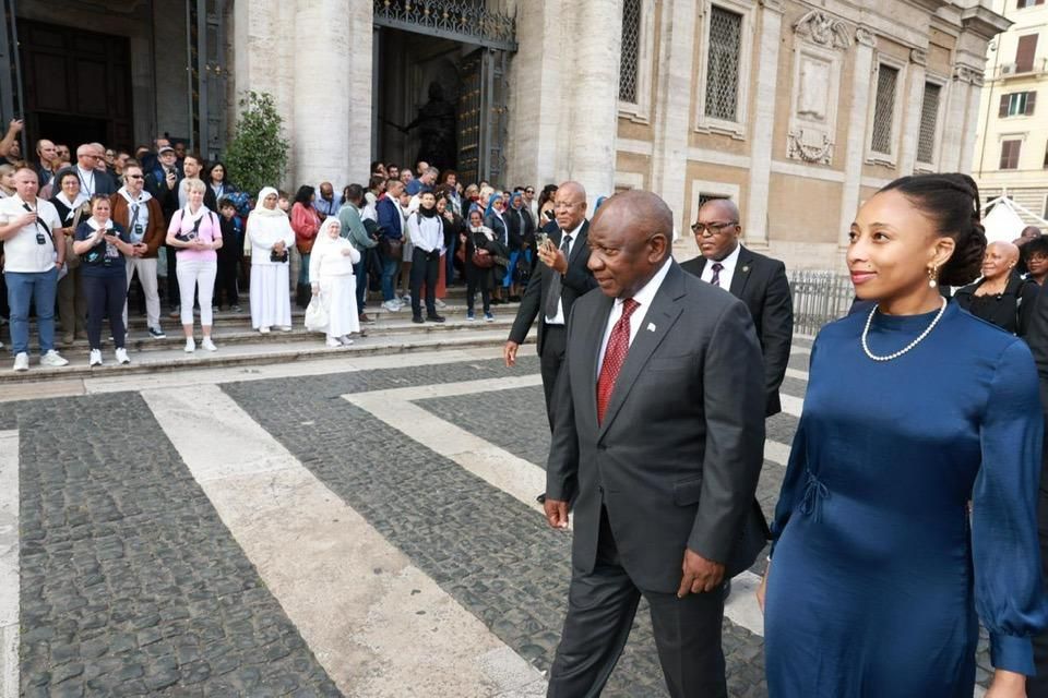 Political meaning behind Cyril's Vatican visit with daughter