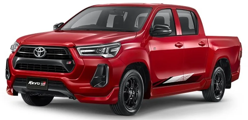2022 Toyota Hilux GR Sport low-rider