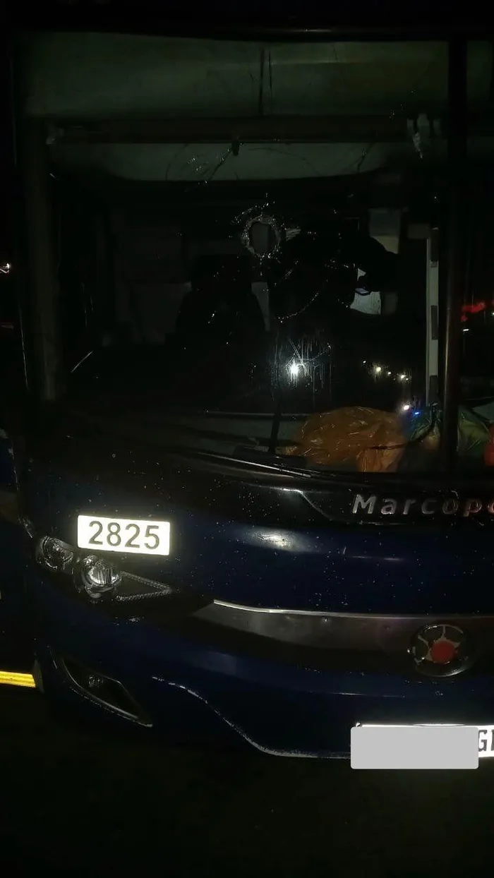 The bus allegedly targeted during the protest  by the ATDF-ASA .