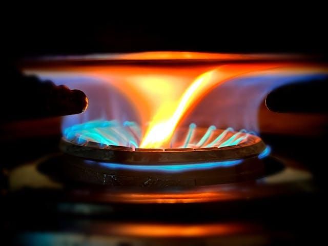 Rising paraffin prices leave KwaZulu-Natal mother struggling to make ends meet