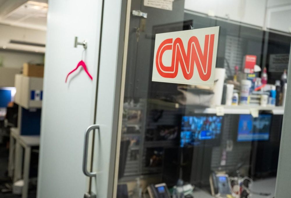 Trump shuts CNN, MS NOW and Politico out of White House - IOL