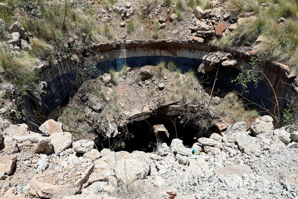 Senior arrests expose ‘dangerous myth’ as unions warn of mining syndicate links
