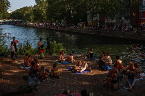 France records around 1,000 excess deaths in heatwave: health agency