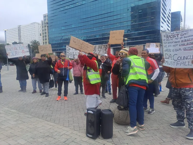 New Horizon residents petition City over housing neglect and threat of extension demolitions