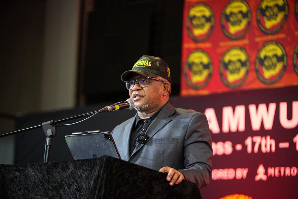 Mbalula: Dreierbündnis trotz Wahlniederlage des ANC unzerbrechlich