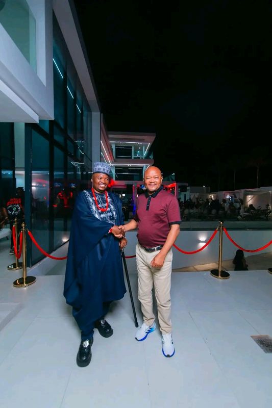 Suspended police boss Senzo Mchunu says he 'barely knows' businessman ...