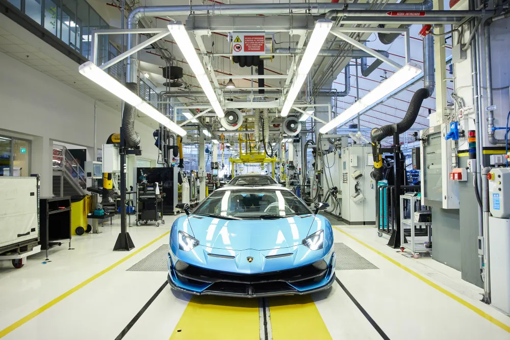 Automobili Lamborghini delivered nearly 2500 news cars around the world in the first three months of 2021