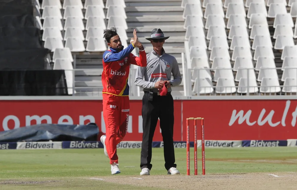 Lions bowler Bjorn Fortuin