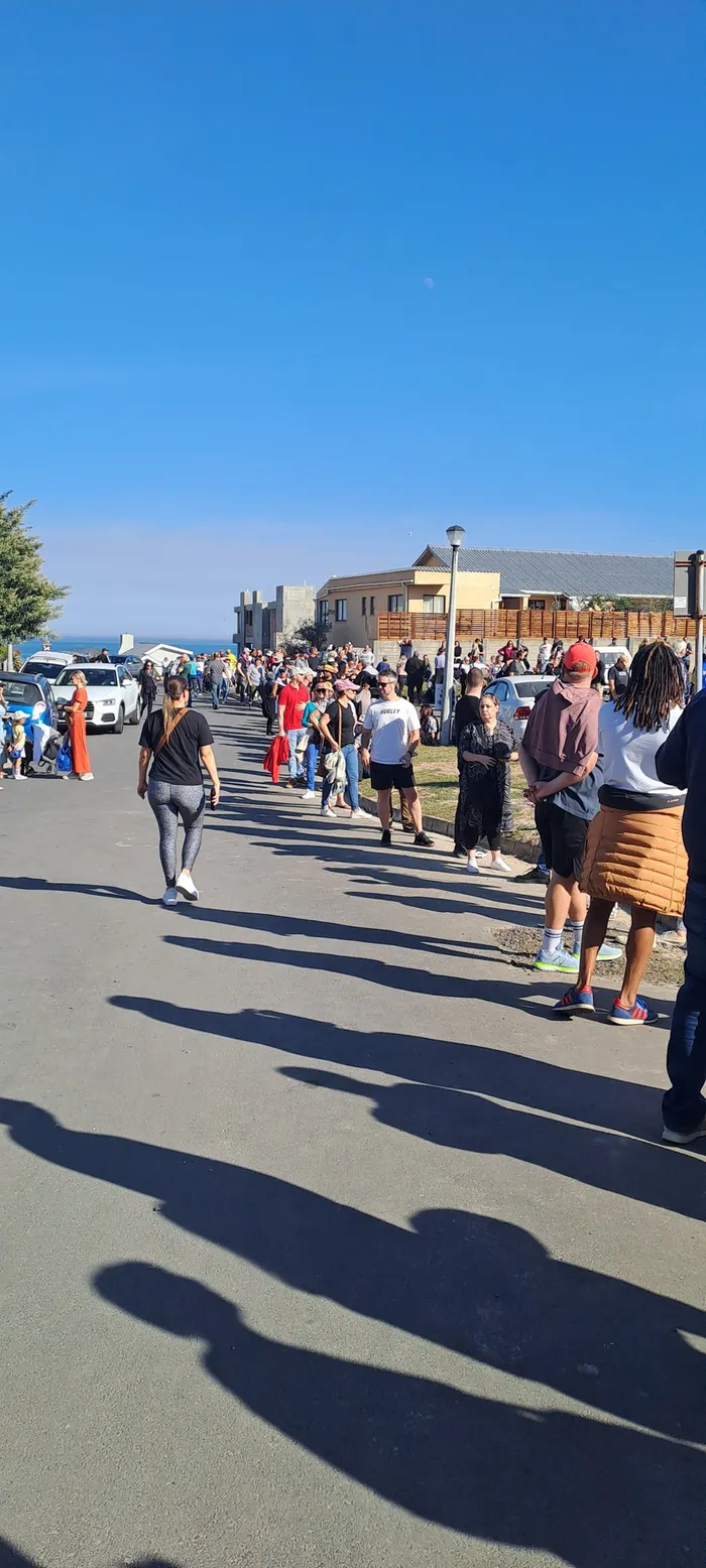 Blouberg Community Hall saw voters queue for up to six hours with little communication from the IEC officials. Picture: Sarene Kloren