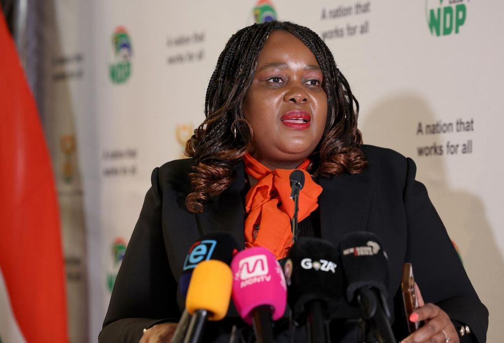 Justice Minister praises whistleblower for exposing death threat to senior ...