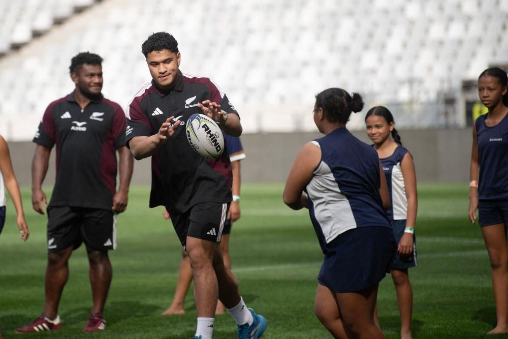 All Blacks will treat URC franchise clashes like Tests — Sititi