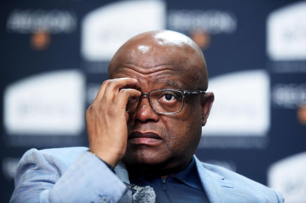 Johannesburg's Dada Morero keeps his position after no confidence motion is withdrawn