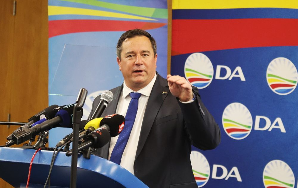Steenhuisen wird im Gegensatz zu Zille und Leon nach dem Parteitag im ...