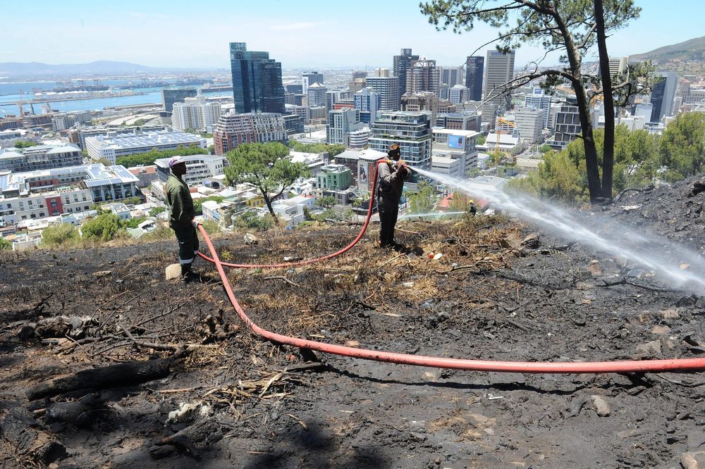 City of Cape Town’s Fire and Rescue Service responded to over 400 ...