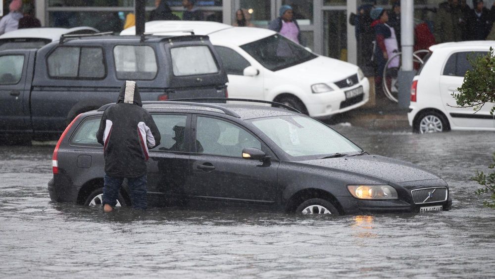 Widespread flooding, damaging waves hit Cape Town as severe cold front ...