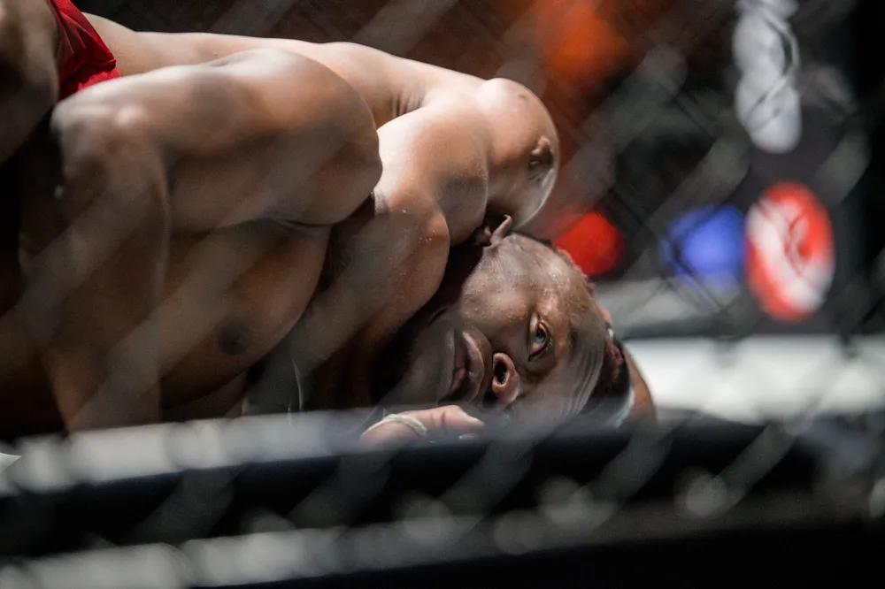 Teboho Ntene was made to endure a rear-naked choke that lasted longer than it should have at EFC88