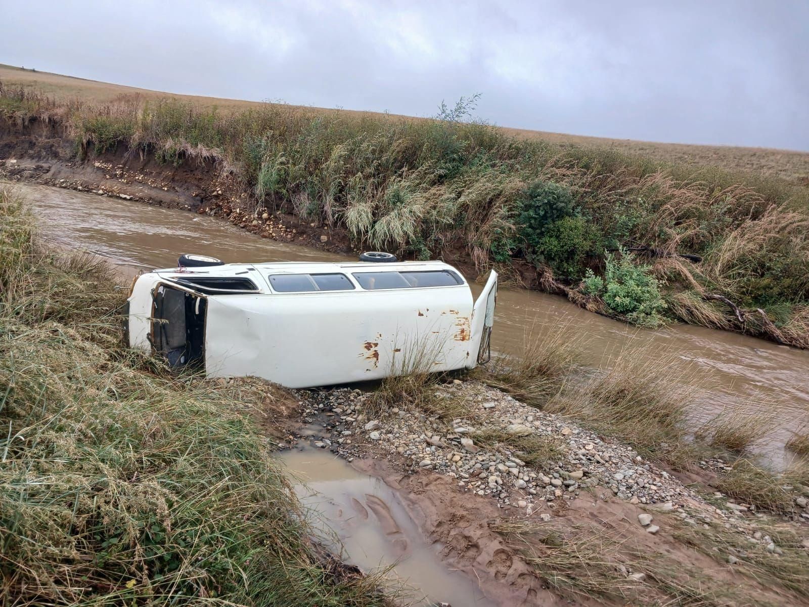 KZN flood tragedy: Woman dies after taxi swept away in Utrecht