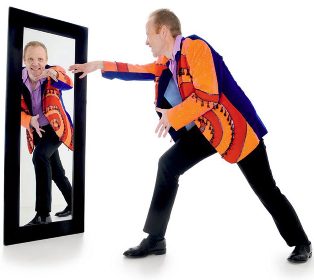 From hypnosis to heartfelt musicals: these holiday Joburg theatre shows are too good to miss