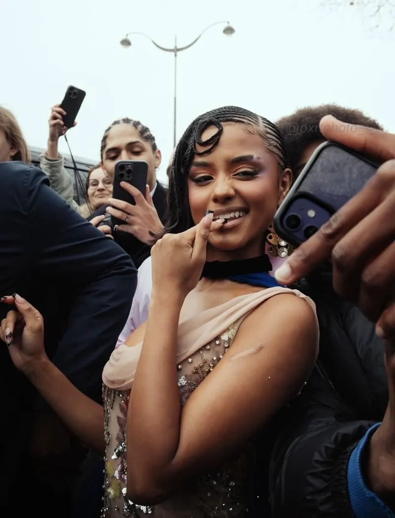 Tyla's stage concept sparks high heel controversy: fans rally in defence