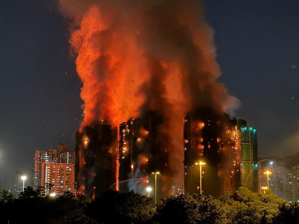 Hong Kong fire: Construction firm blamed for deadly blaze