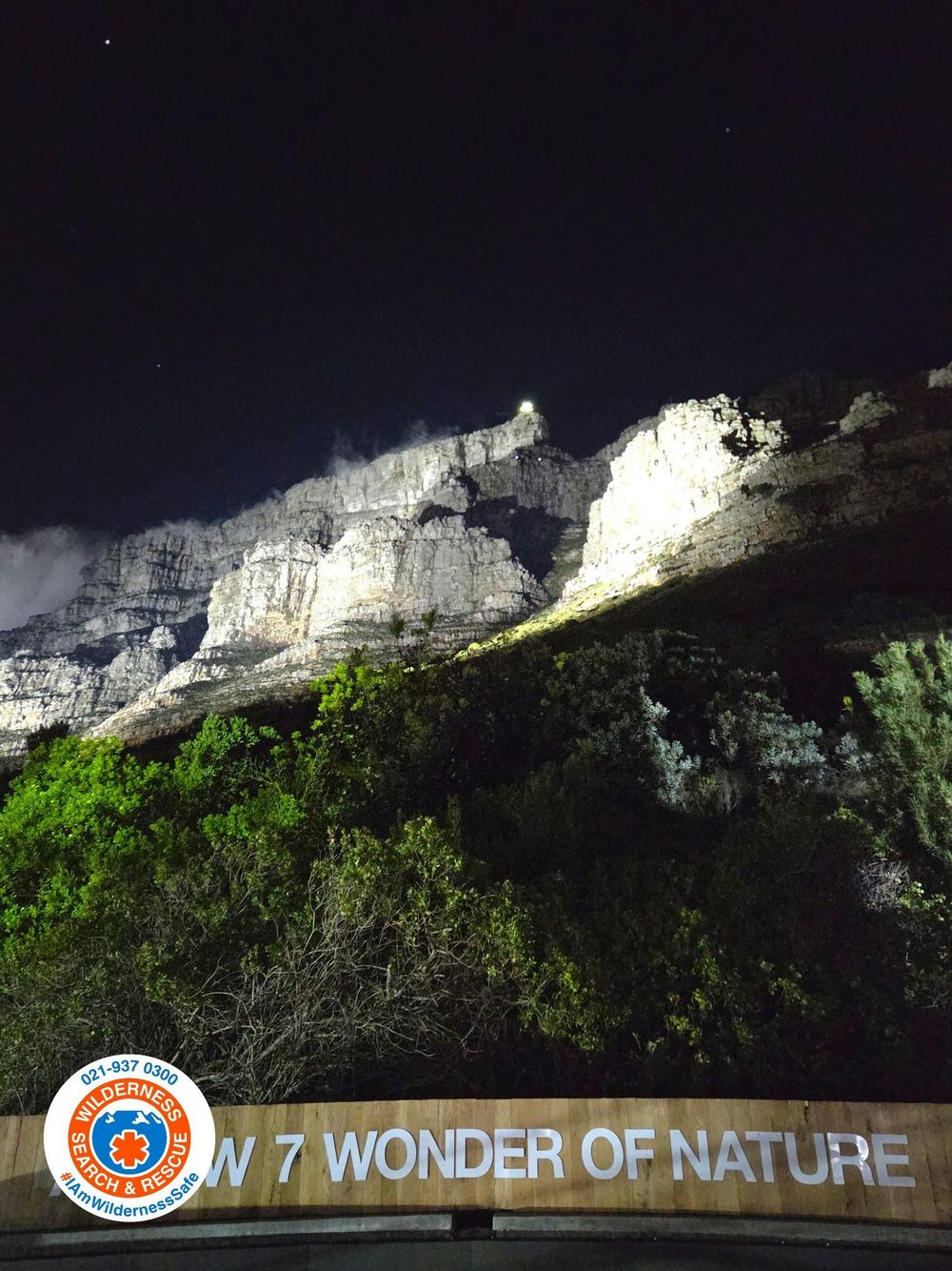 Chinese tourist rescued from Table Mountain after birthday hike ends in darkness