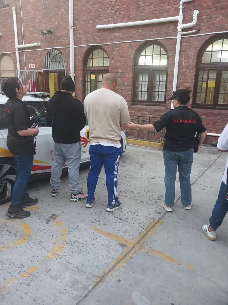 How extortion-accused City cops remained at work