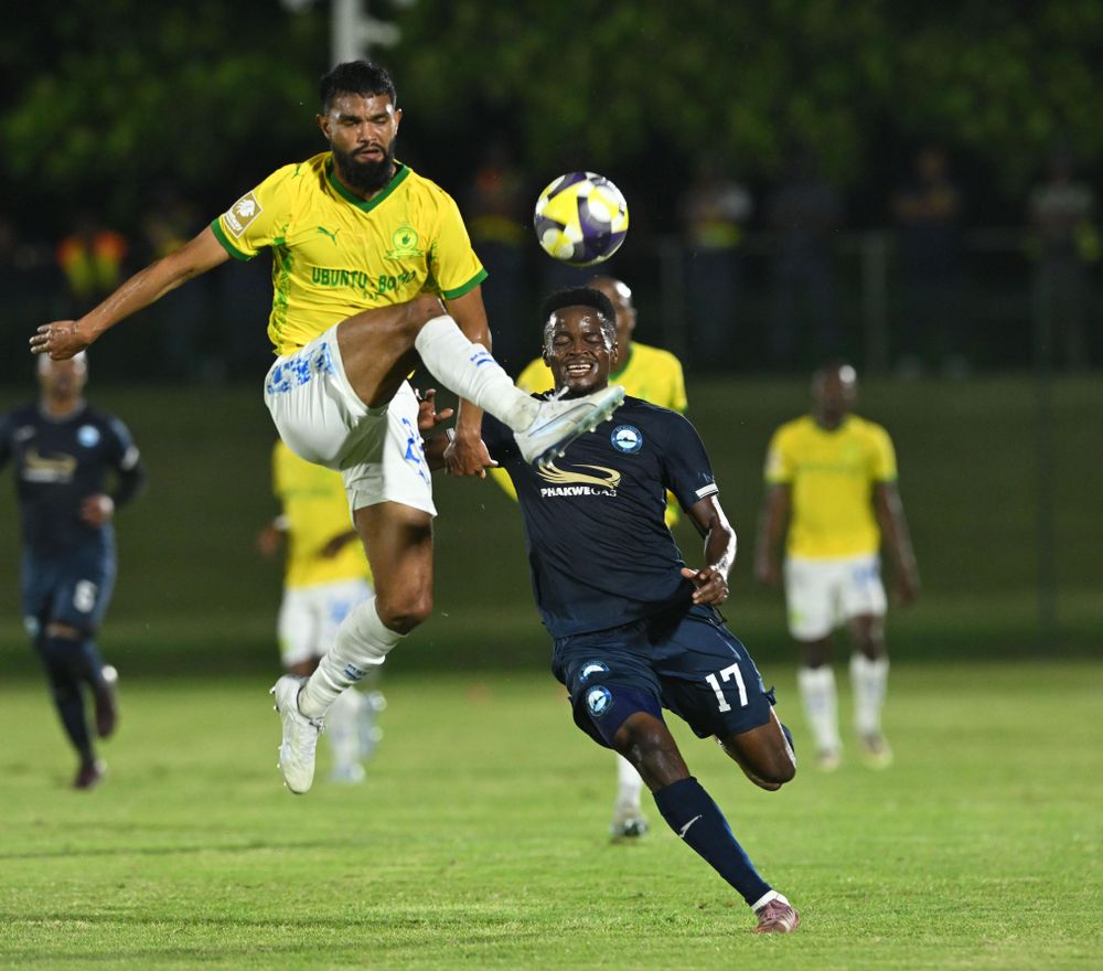 Stalemate Sunday: Title contenders drop points as Sundowns held after ...