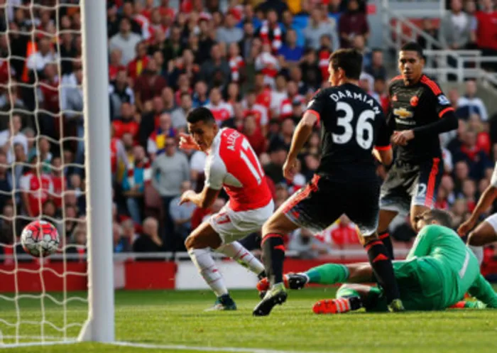 Arsenal can win title - Ozil