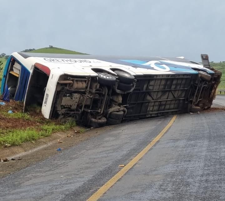 PICS: Greyhound bus overturns, killing five near Amsterdam, Mpumalanga