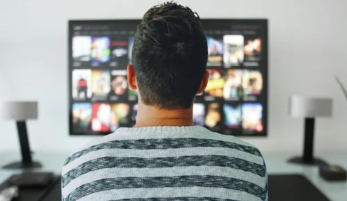 Free streaming in South Africa: How to spot illegal apps and services