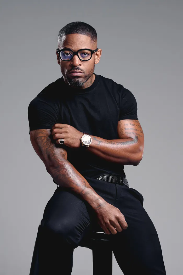 Prince Kaybee is entering a new phase of his music career with the release of "Heno Babayo", his first single under international electronic music label PLAYY. Records. 