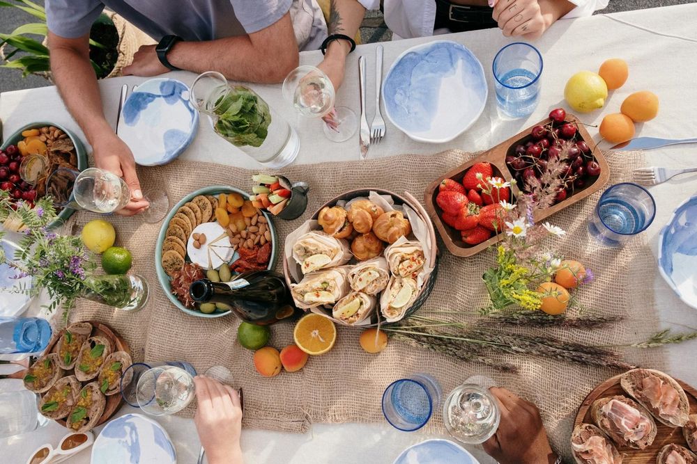 Here’s how to host the perfect brunch this spring