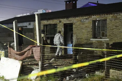 Mother and infant among three killed in Athlone shooting at 'known problem  house'