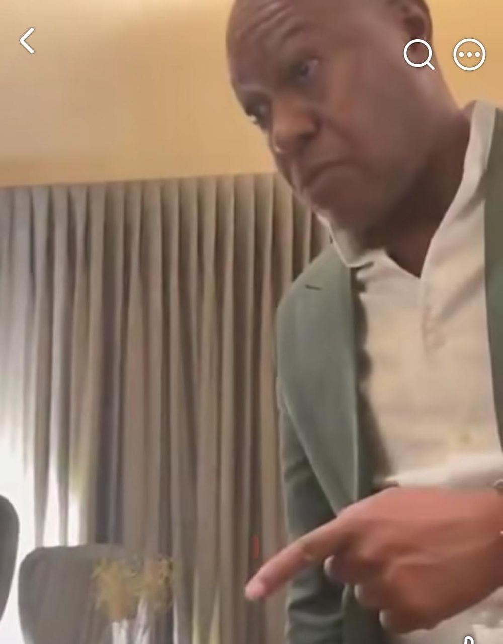 ‘I’ll murder you now’: Viral video shows man threatening women in Sandton restaurant - IOL