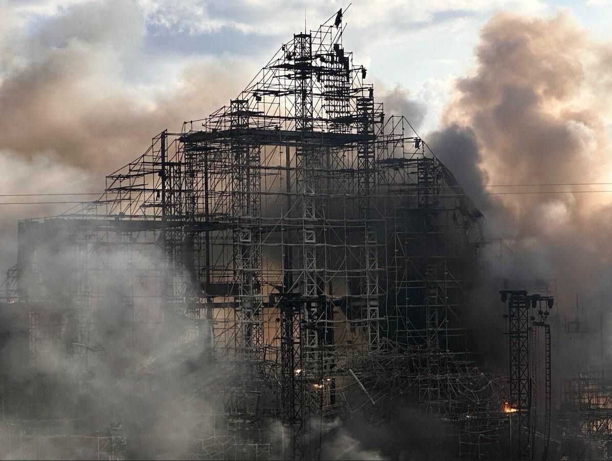 Tomorrowland Festival set to go on: main stage fire won't dim the rave ...