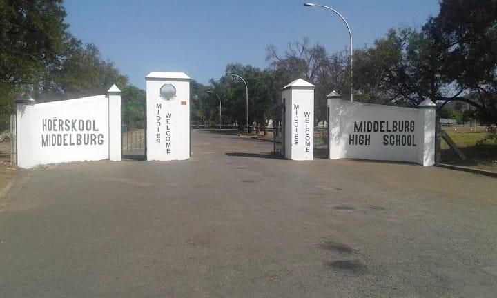 Teacher pay dispute sparks closure announcement at Eastern Cape school, department pushes back