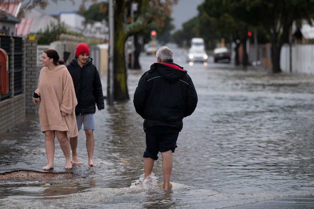 Heavy rains continue to cause havoc across the Western Cape