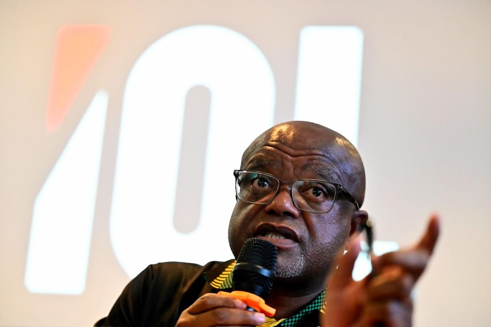 IOL Town Hall: Morero verstärkt den Wiederaufbauplan des ANC für ...