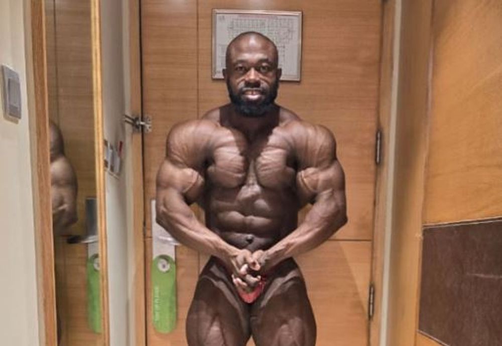 Muscle-bound Kaizer Chiefs strength coach Muzi Maluleke qualifies