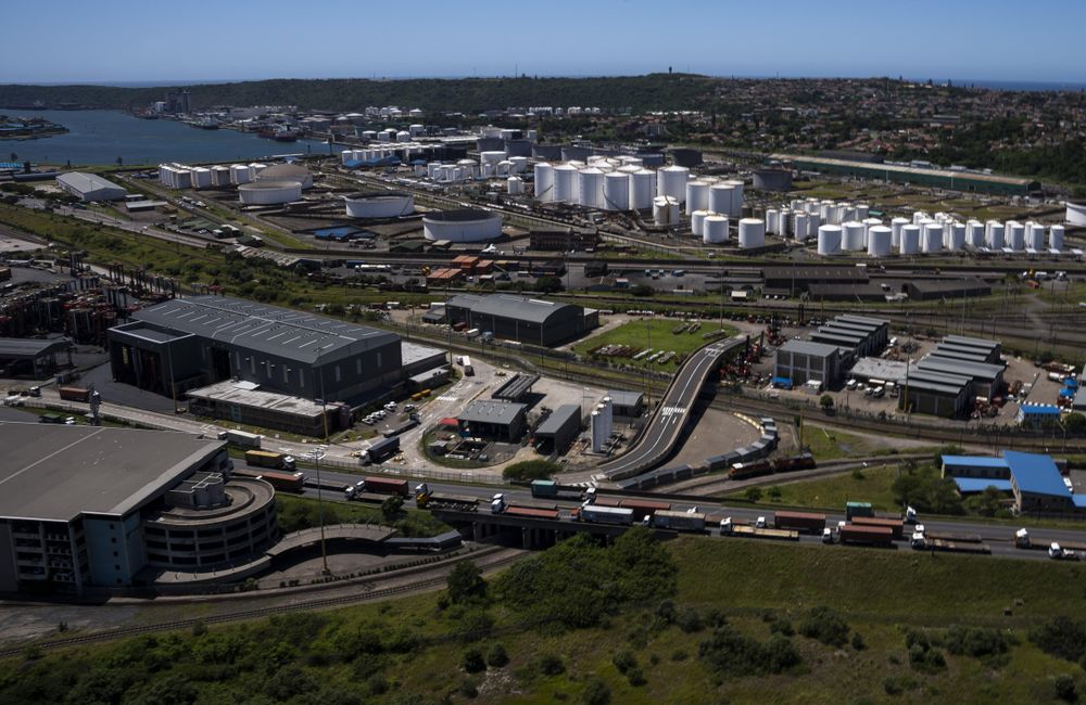 Government pushes oil majors to open up fuel infrastructure access