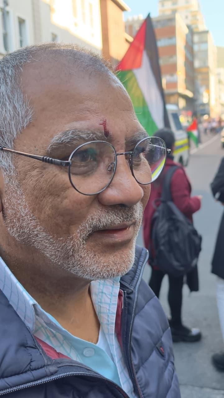 WATCH: Violence against journalists: Pro-Israeli protester attacks reporter at Western Cape High Court