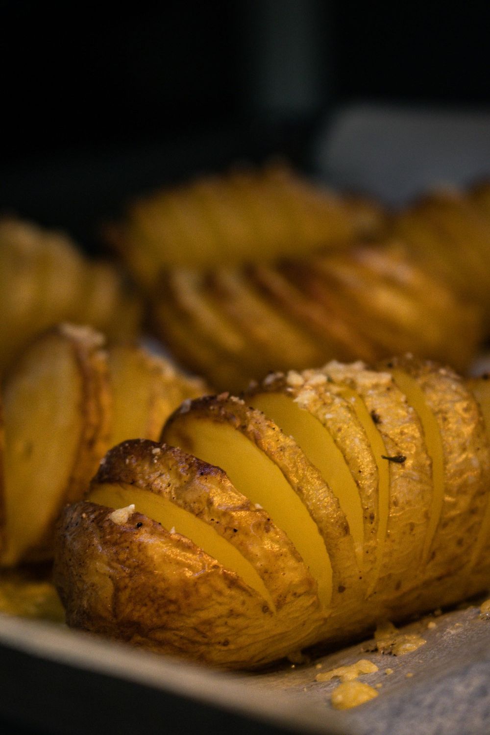 Garlic Parmesan Hasselback potatoes for crispy edges and tender centres