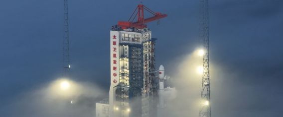 No Helium, No Chips: How One Waterway Is Strangling Global Manufacturing