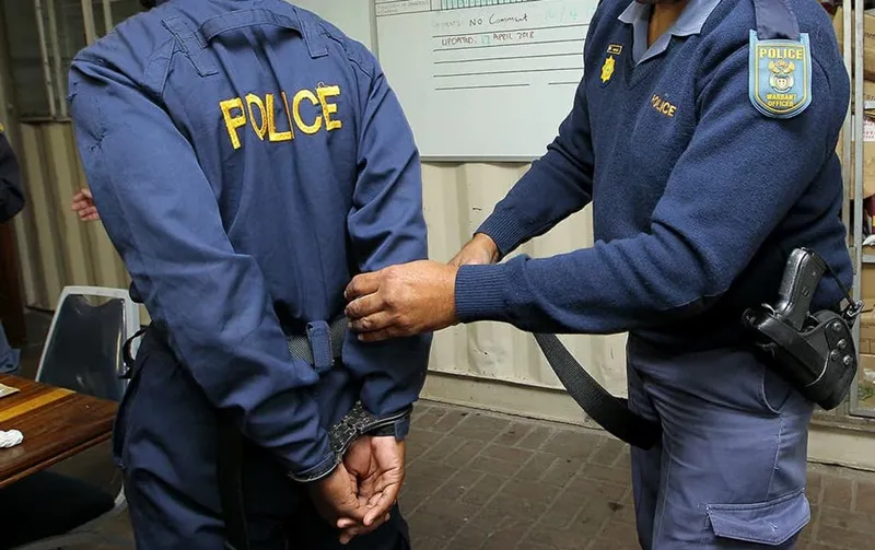 Four officers in the dock for ‘robbing’ Delft shop of R18 300