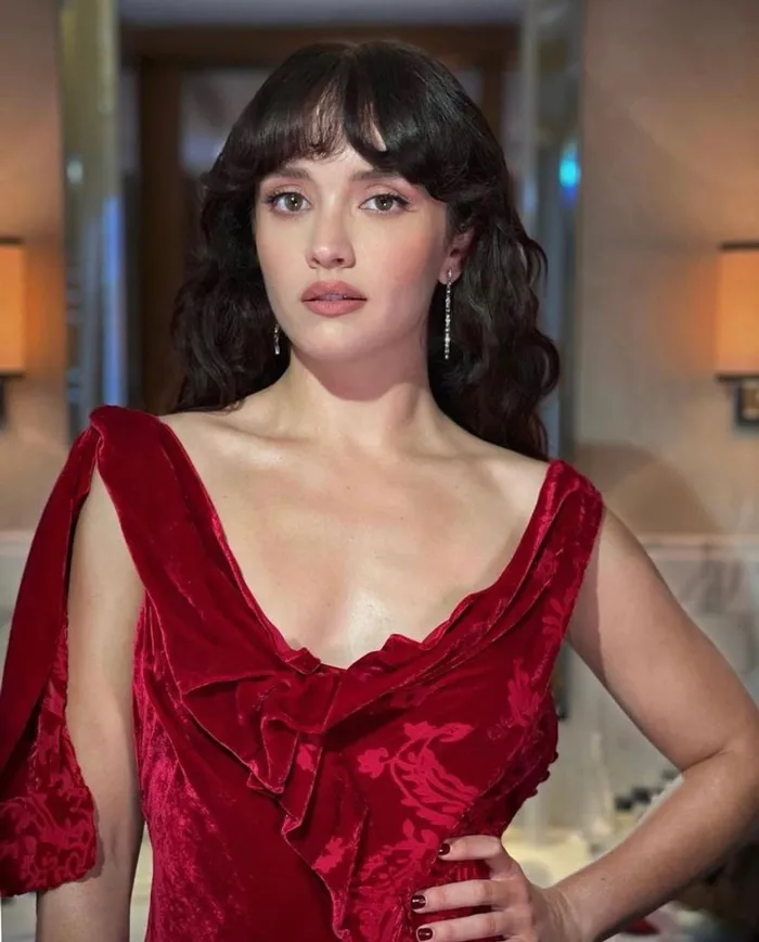 olivia cooke red dress Olivia Cooke fronts new Savage x Fenty campaign