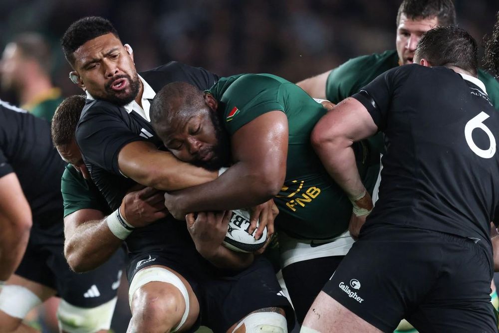 Blundering Springboks fight bravely but All Blacks’ Eden Park hoodoo ...