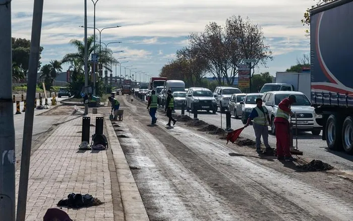 Rehabilitation work on La Belle Road, Stikland.