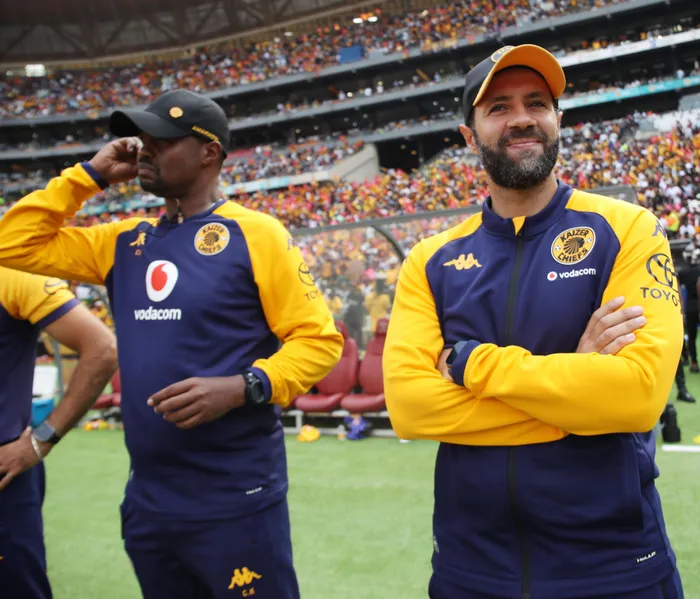 Title, top-three race intensifies as Mamelodi Sundowns, Kaizer Chiefs face crucial clashes